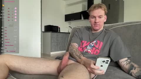 Snapshot of louisjafferson chatting on September 17, 11:00 am Louis  online show from September 17, 11:00 am
