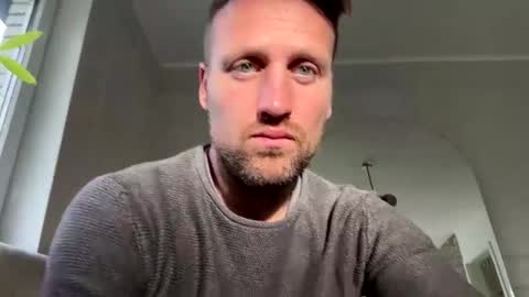 lovefuesse online show from October 31, 2:20 pm