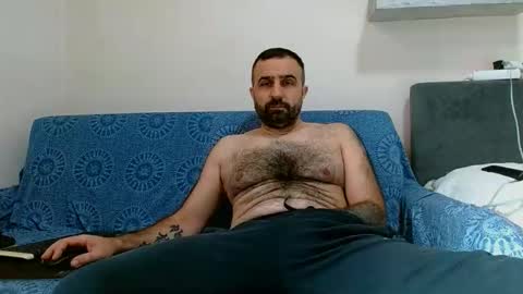 loveivat80 online show from January 17, 7:00 am