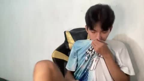 lovelyboy_jm online show from June 24, 10:40 am