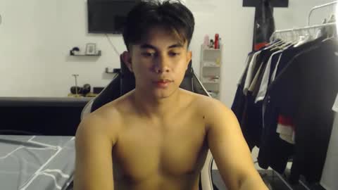 loverboyph04 online show from October 17, 3:54 am