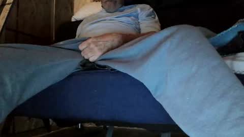 Snapshot of lovesex6565 chatting on October 24, 11:12 am just here to have fun and cum online show from October 24, 11:12 am