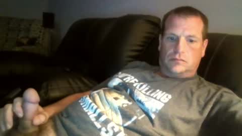 lovetocum37 online show from May 18, 1:57 am
