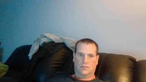 Snapshot of lovetocum37 chatting on February 7, 3:55 am lovetocum37 online show from February 7, 3:55 am