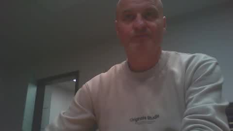 lovmann online show from February 8, 4:57 pm