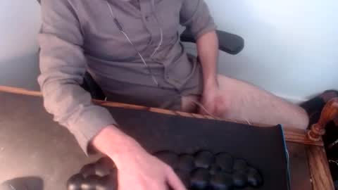 lreed090 online show from May 21, 8:35 pm