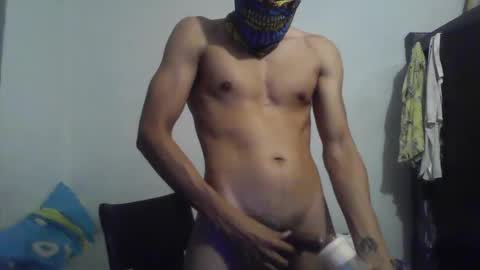 luc_reader online show from December 2, 11:16 pm