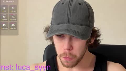 Snapshot of luca_syn chatting on October 25, 11:45 am Luca S online show from October 25, 11:45 am