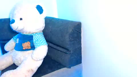 Luca Vegas online show from June 27, 4:59 am
