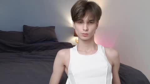 lucacharm online show from February 6, 12:43 am