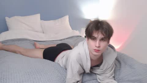 lucacharm online show from March 3, 2:11 am