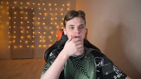 Lucas Gill online show from January 13, 10:35 pm