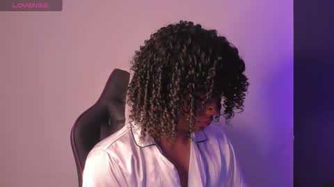 Snapshot of lucas_eevans07 chatting on February 7, 5:29 pm   online show from February 7, 5:29 pm