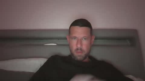 Come Chill With Me  online show from January 18, 10:28 pm