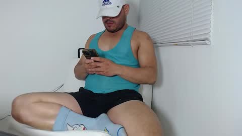 Lucas Montesori online show from February 18, 4:48 am