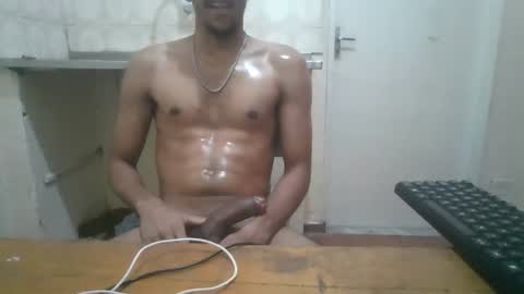 lucascarv online show from November 3, 3:43 am