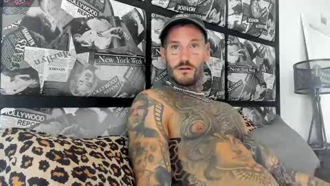 lucasexclusive online show from February 22, 5:12 am