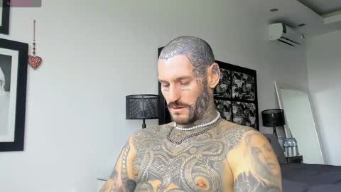 lucasexclusive online show from December 30, 4:31 am