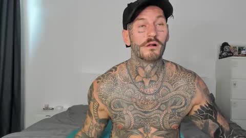 lucasexclusive online show from March 24, 5:23 am