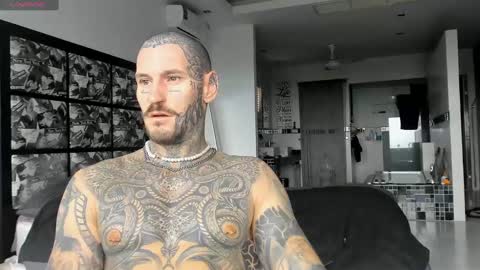 lucasexclusive online show from December 3, 6:13 am