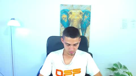 Lucas online show from April 13, 8:20 pm