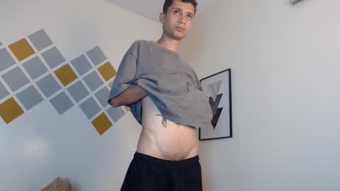 LucassSmith11 online show from March 19, 9:07 pm