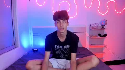 Luccas Ferreira online show from November 1, 7:18 pm