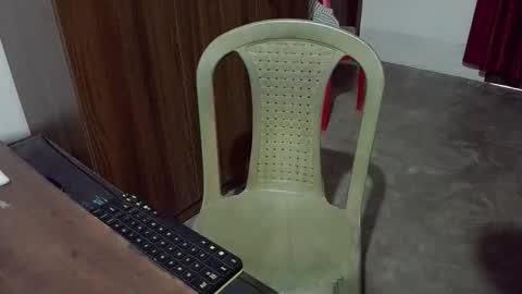 Snapshot of luci_ri chatting on October 21, 2:03 am luci_ri online show from October 21, 2:03 am