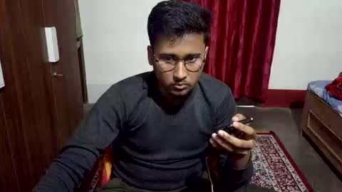 luci_ri online show from February 5, 11:06 am