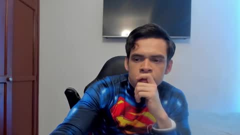 Snapshot of lucian_gomez chatting on October 26, 1:51 am Lucian Gomez online show from October 26, 1:51 am
