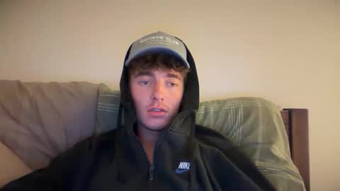 Lucian online show from November 3, 10:55 pm