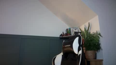 Lucian online show from September 9, 10:08 pm