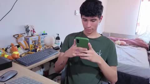 Lu Independent Model online show from February 27, 8:30 pm