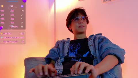 Lui online show from March 28, 8:36 am