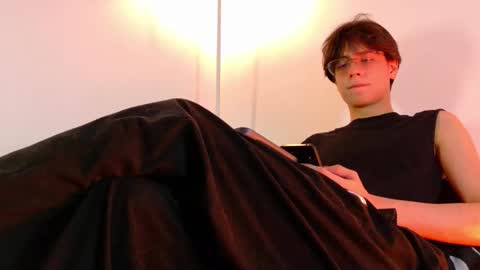 Lui online show from March 6, 4:42 am