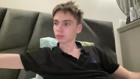 Luis online show from January 9, 3:12 am