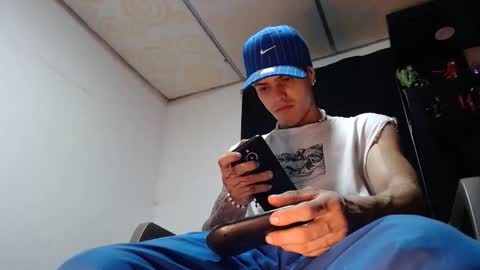 Luis AS online show from January 15, 2:26 am