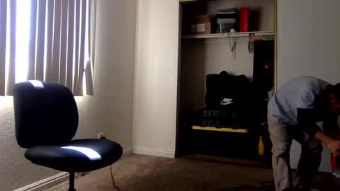 AlmightyZero online show from March 8, 8:35 pm