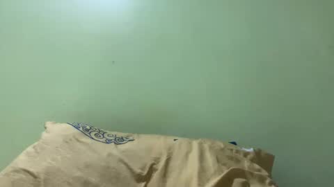 lujuriau_u online show from January 16, 12:02 am