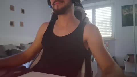 lukasschoetz online show from September 21, 3:45 pm