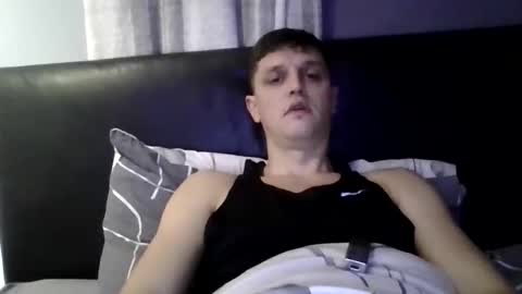Snapshot of luke1994whitehead chatting on October 25, 9:05 pm Luka online show from October 25, 9:05 pm