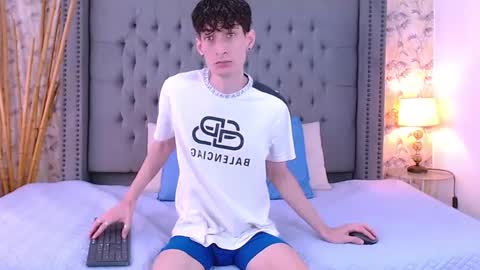 luke_carter online show from September 24, 1:20 pm