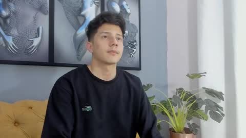 Luke Julien online show from October 27, 4:04 am