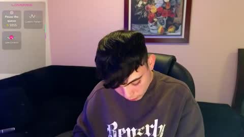 Snapshot of lukeboyce chatting on October 28, 2:14 am lukeboyce online show from October 28, 2:14 am