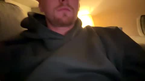 lukeeeeey96 online show from November 3, 10:44 pm