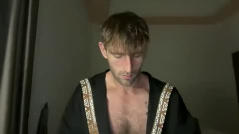 MR. Luke Gunn online show from October 4, 11:09 pm