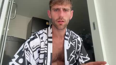 MR. Luke Gunn online show from February 16, 12:11 am