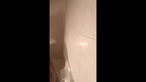 lukereed34791497 online show from May 23, 2:06 am