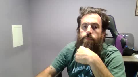 Snapshot of luv2likslit611455 chatting on September 9, 11:58 pm Luv2likslit online show from September 9, 11:58 pm