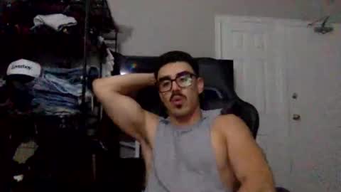luvrboy77 online show from June 9, 4:58 am
